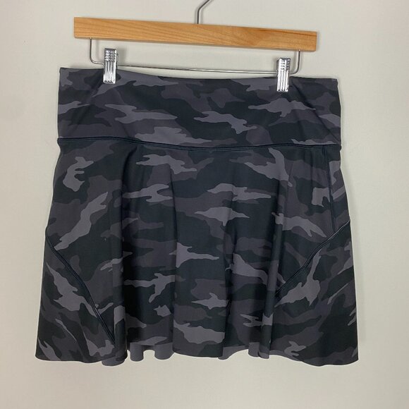 Athleta Ace Printed Tennis Skort 15.5" Camo Print Womens Large - Picture 1 of 7